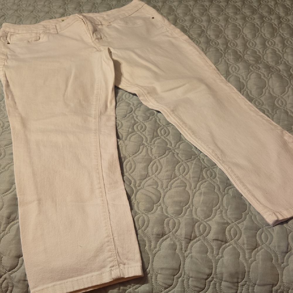 White House Black Market  Straight Leg White Jeans